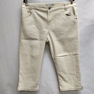 Chico's Platinum Denim Crop Jeans